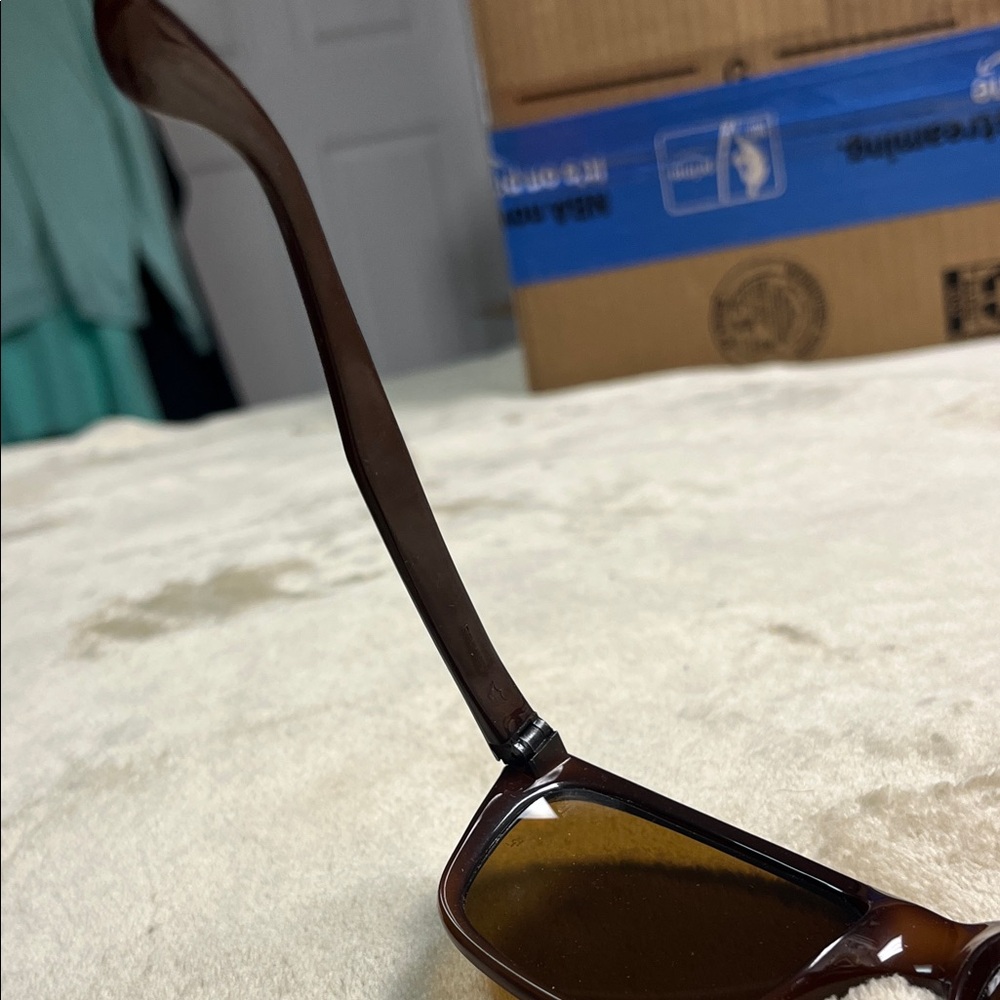 Ray-Ban Brown Rectangular Sunglasses with Black C… - image 5